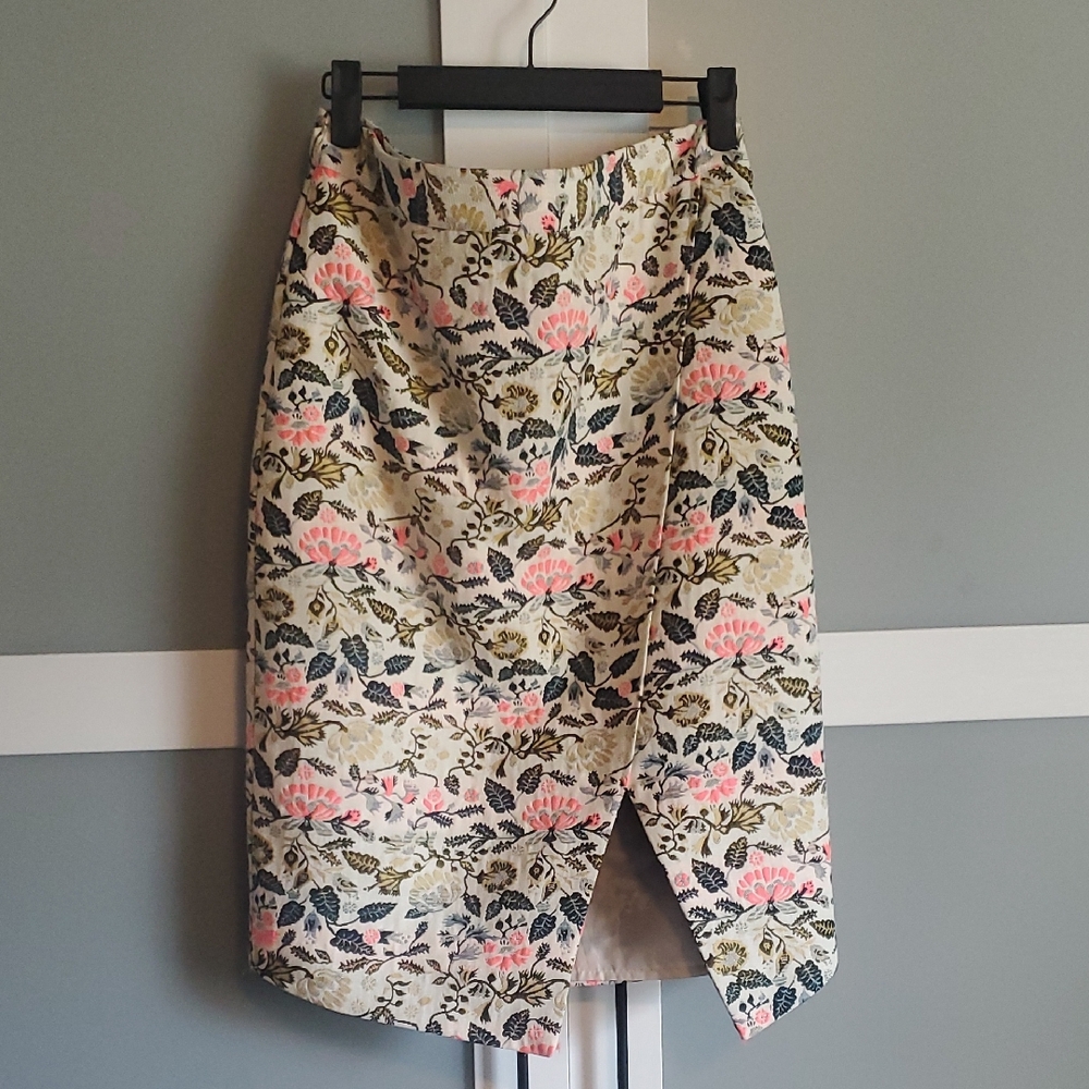 Oasis Pink and Green Floral Pencil Skirt
